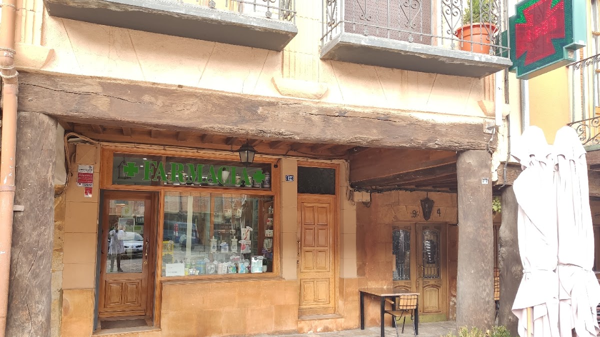 FARMACIA EN AYLLON (SEGOVIA) JUAN DE LA PEÑA