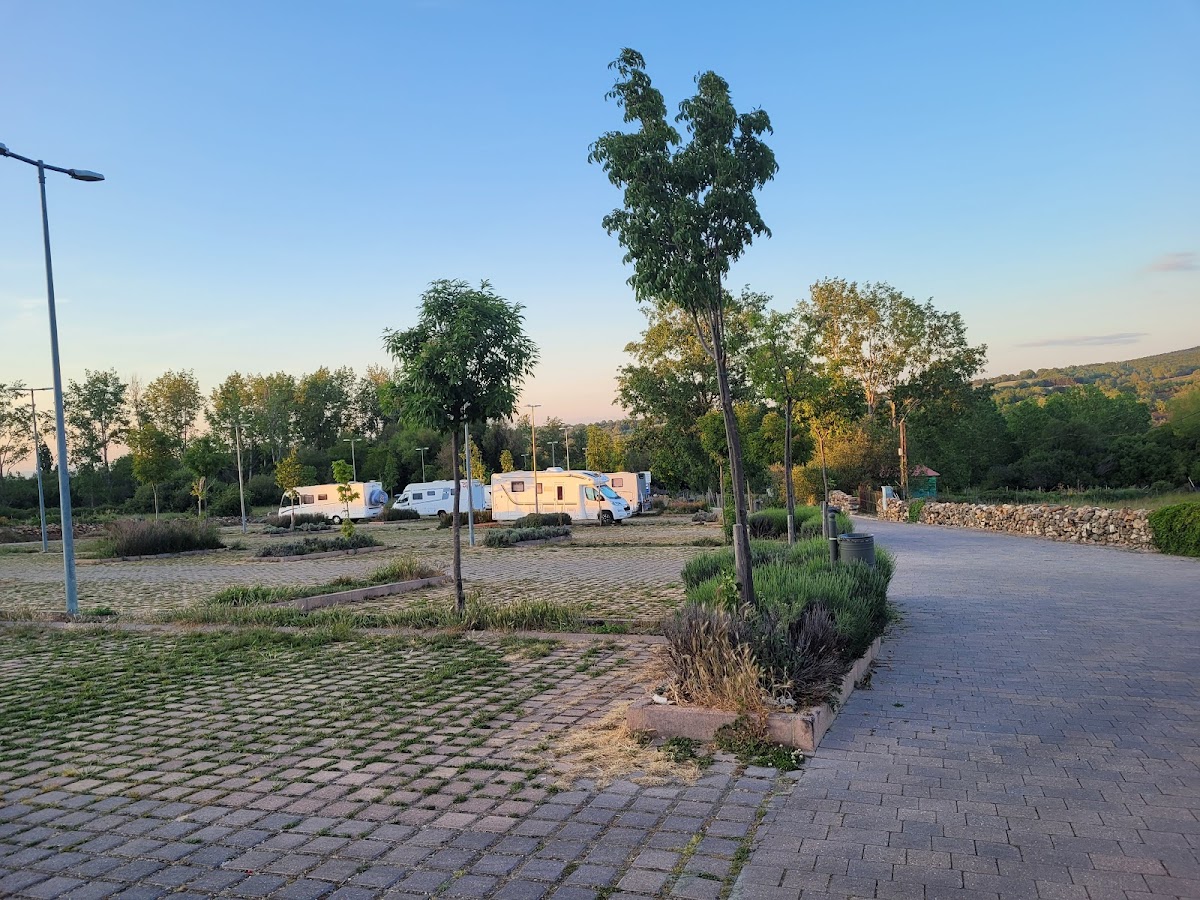 Área de servicios para autocaravanas y camper Riaza