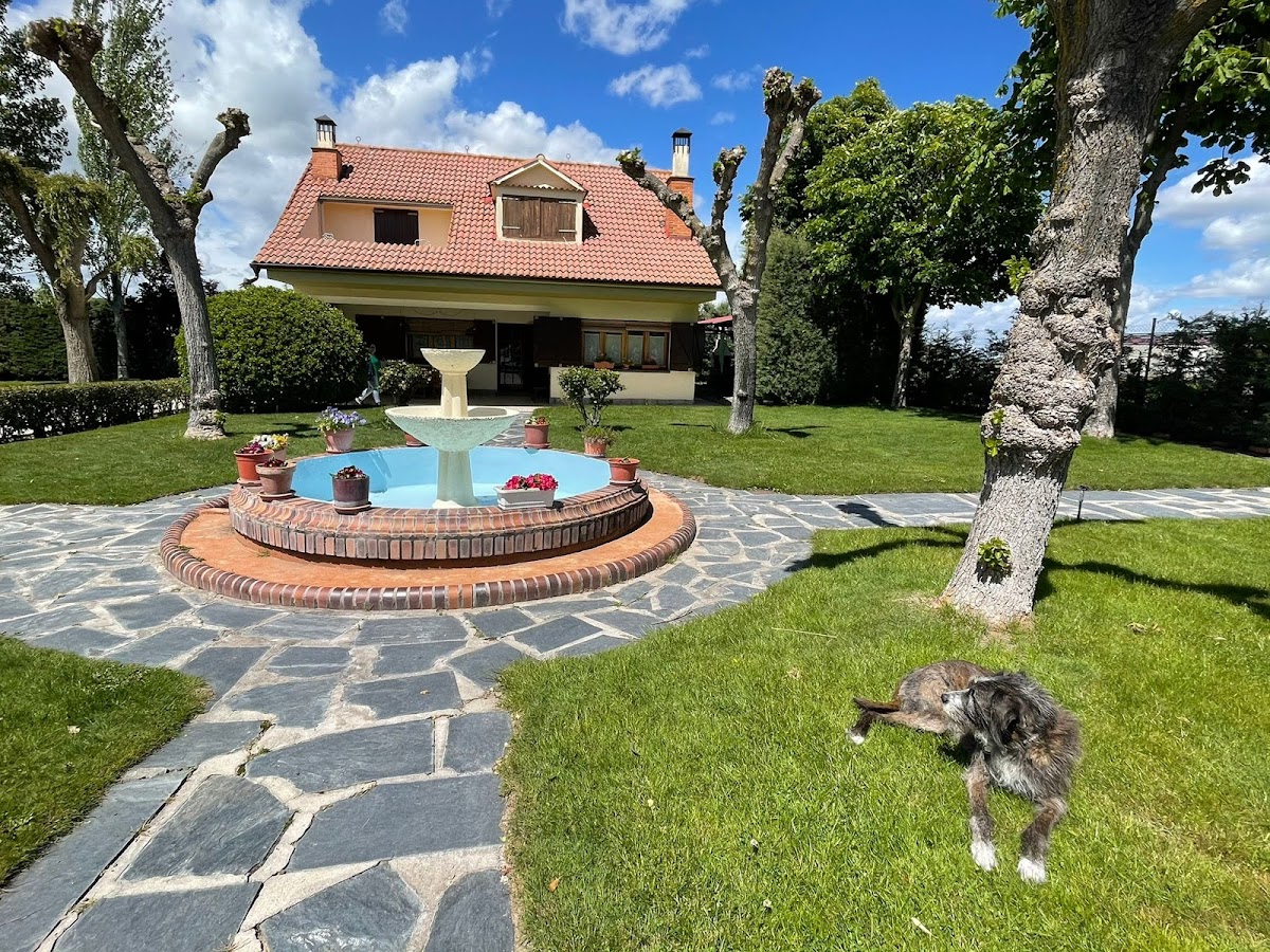 Casa rural El estanque del Polear