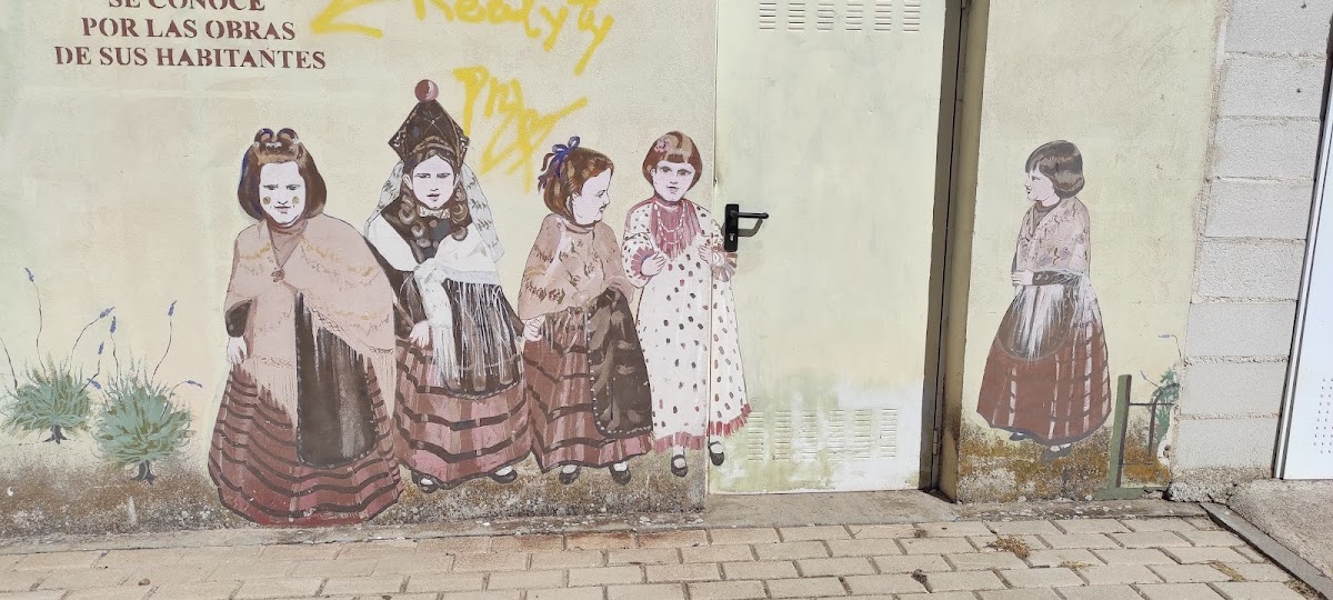 Mural "Segovianas y aguedesas de Bernuy"
