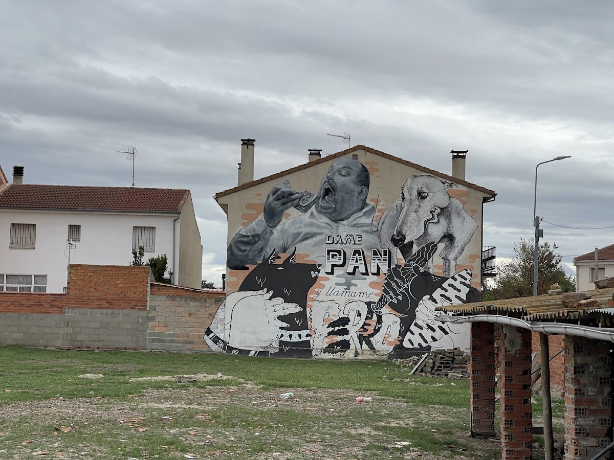 Mural "Dame pan y llámame perro"