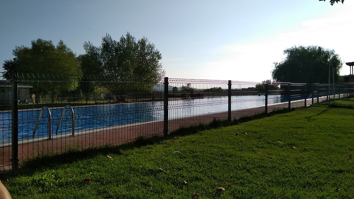 Piscinas Municipales de Villacastín