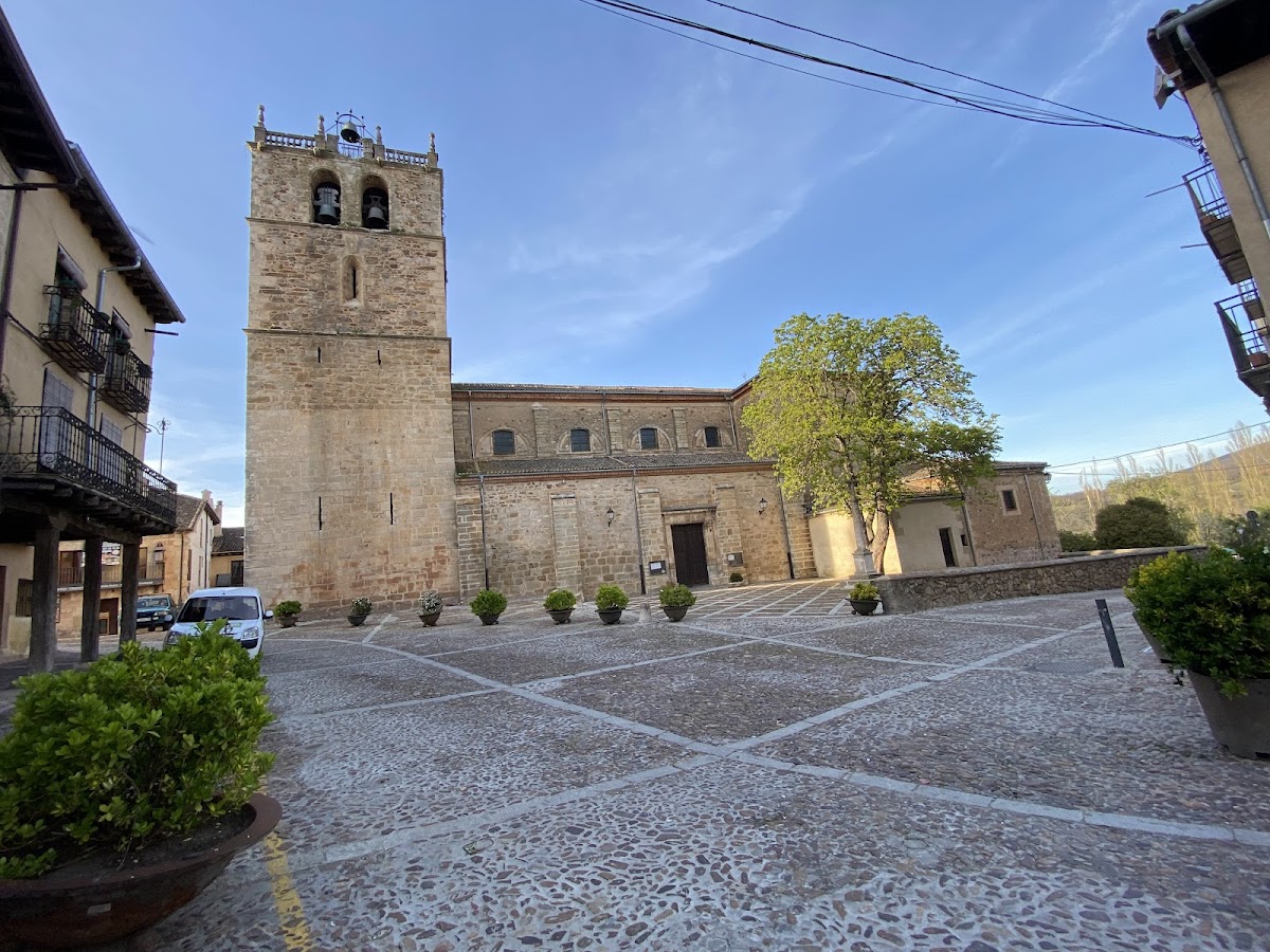 Pilón de la plaza San Miguel
