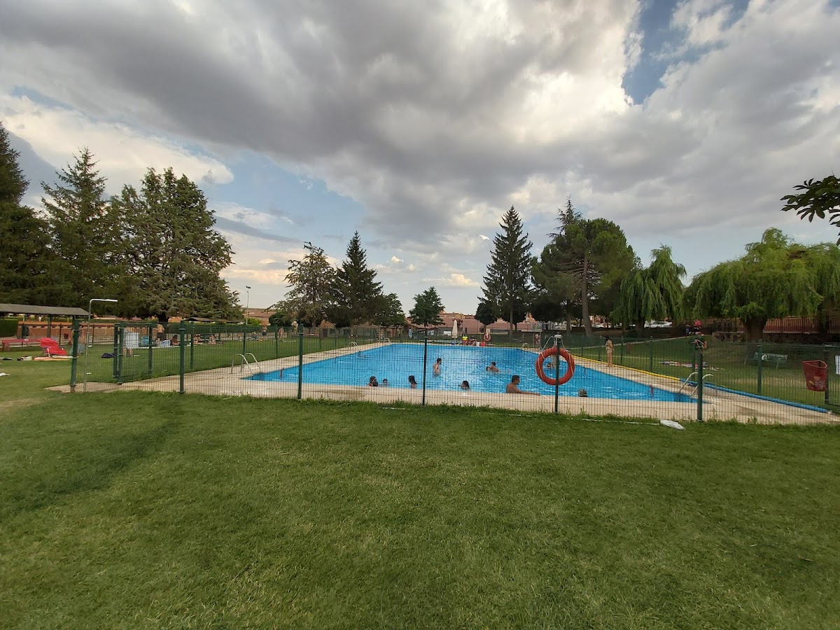 Piscina Pública Municipal de Ayllón.